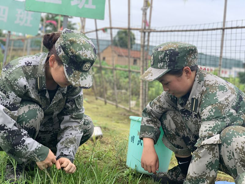 哪有封闭学校