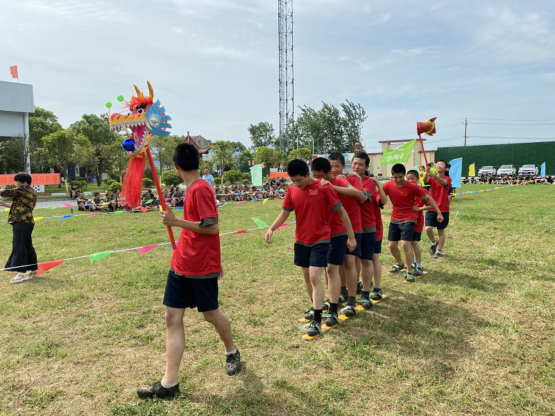 青少年个特训学校：解决叛逆、厌学、早恋