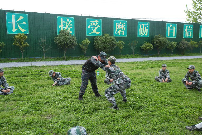 岳阳特训学校一年费用多少