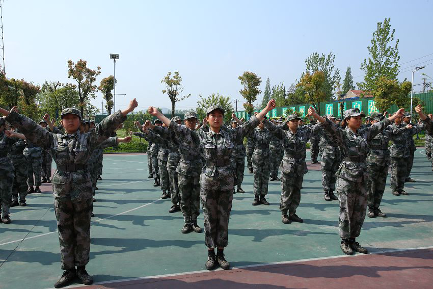 雁峰正规封闭式学校报名