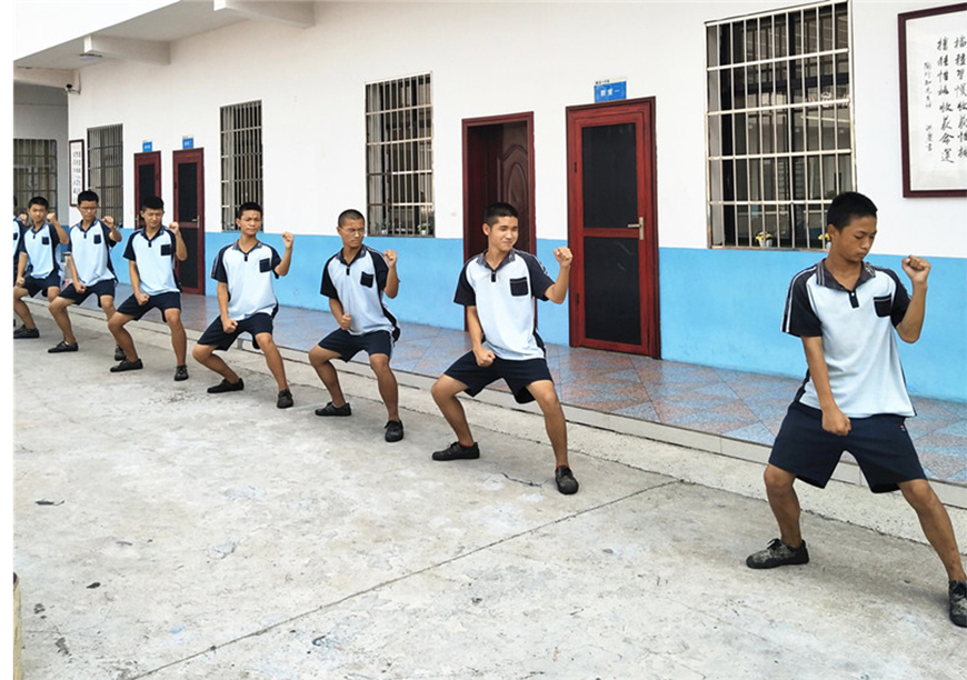 广东省珠海市早恋厌学孩子封闭式学校